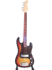 Guitare basse miniature Fender precision sunburst