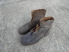 Indochine Paire de Brodequins en Cuir Mle 1941 ou 1945 datée 1945 Pointure 40