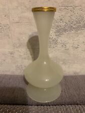vase en opaline