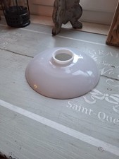 Jolie abat-jour opaline pour
