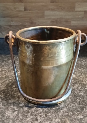 Ancien petit seau - , en