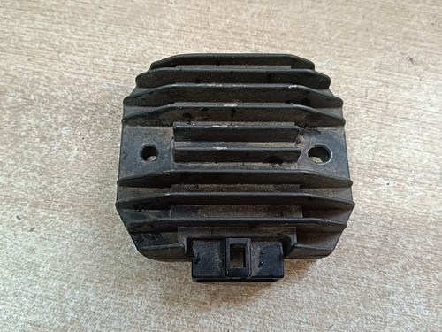 Regulateur tension - de,
