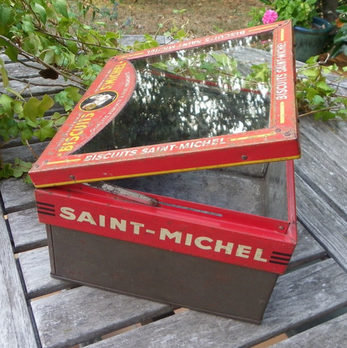 Ancienne boîte vitrine - ancienne,