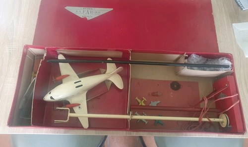 Jouet ancien avion fab - avion, fab-ro