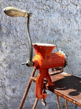 ANTIQUE CAST IRON GERMAN MEAT GRINDER ALEXANDERWERK #10. 1920s.