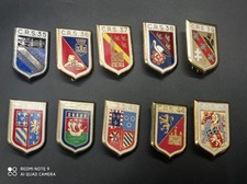 Lot de 10 anciens Insignes Police CRS  , obsolète .