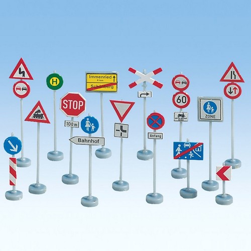 270 panneaux signalisation - panneaux,