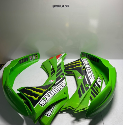 Kawasaki plastic shrouds front