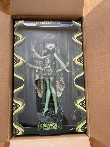 New monster high skullector - new,