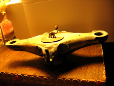 lampe à huile romaine. bronze