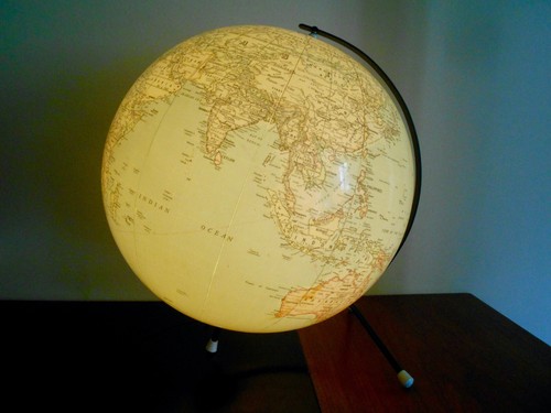 Grand globe lumineux lampe - lumineux,