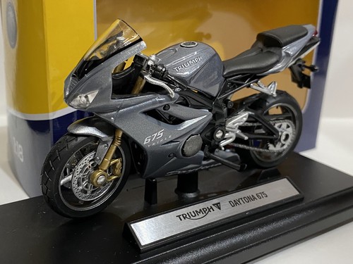 Triumph daytona 675 welly - triumph,