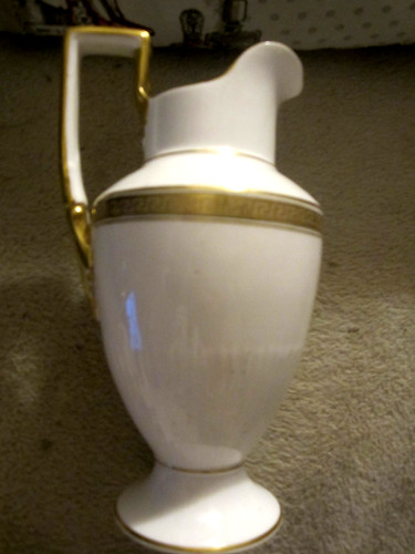 Sarrguemine pot lait - à,