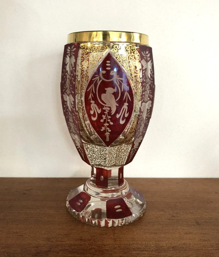 Ancien vase sur pied calice - sur,