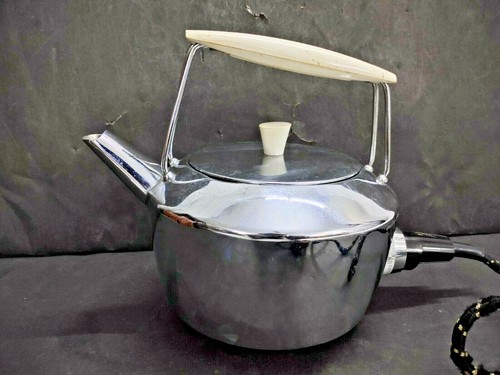Ancienne bouilloire - ancienne,