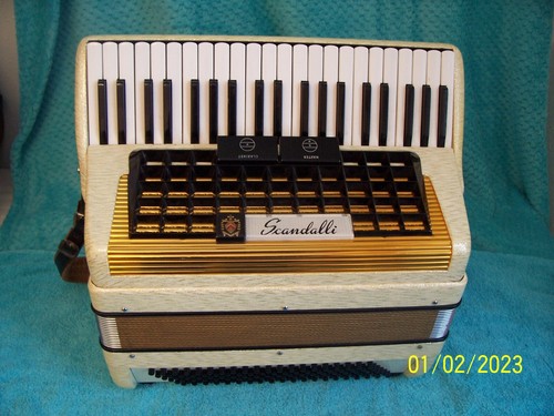 Scandalli accordion 4 - accordion, /