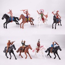 Ensemble de 8 figurines