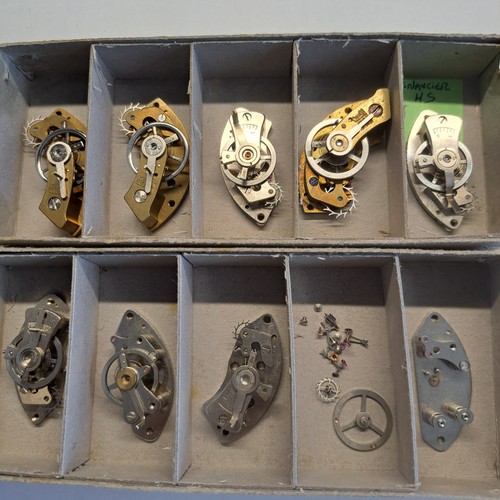 Horlogerie lot portes - horlogerie,