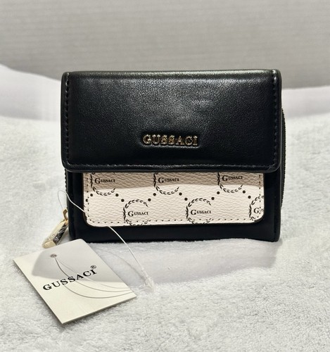 Gussaci black white trifold - gussaci,