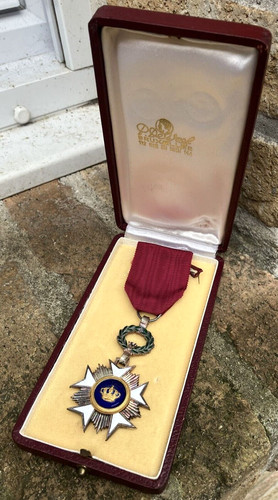 Ordre couronne - ordre, de