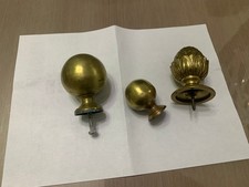 Anciennes boules escalier lot