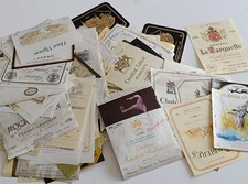 Lot 250 étiquettes vin