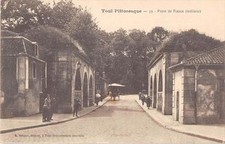 Old postcard 54 Toul Porte de