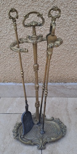 Nécessaire serviteur - nécessaire, de