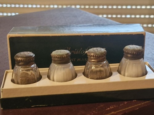 Salière poivriere ancienne - ,
