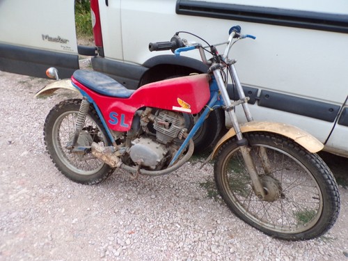 Honda 125 coque - 125, trial