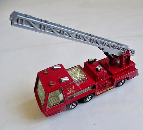 Camion pompiers matchbox - pompiers,