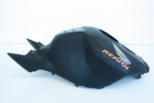 CARÉNAGE DE RÉSERVOIR DE