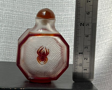 Vintage Spider Maroon Snuff Bottle w stopper Unique back side bird design