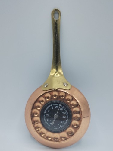 Ancienne poêle décorative - , en