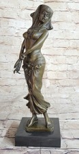 Statue D'Art Nu En Bronze Et Marbre De Style Égyptien Art Déco Vintage