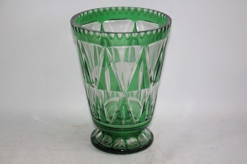 Vase cristal taillé vert - cristal,
