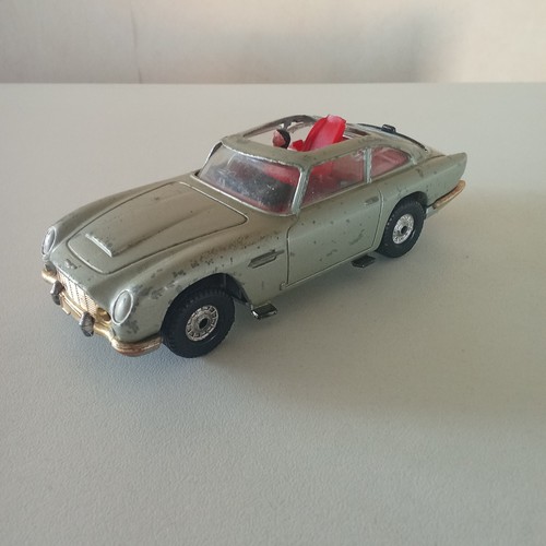 Corgi 007 aston - aston, martin