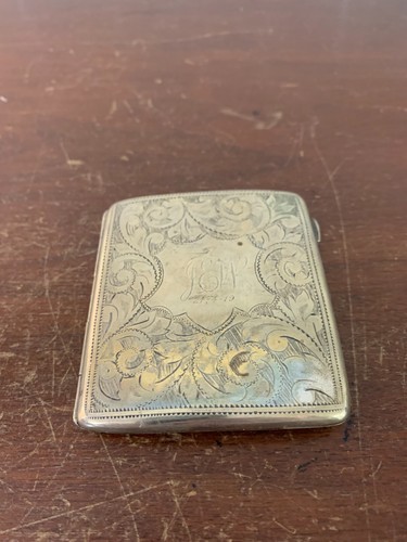 Etui cigarette alliage - à,