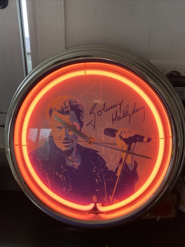 Ancienne horloge murale johnny - ancienne,