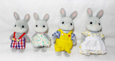 SYLVANIAN FAMILIES FIGURE - GRAY RABBIT FAMILY - FLOCKED GREY RABBIT FAMILY