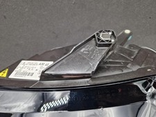 Optique avant principal gauche