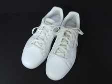 Etat NEUF, paire de basket