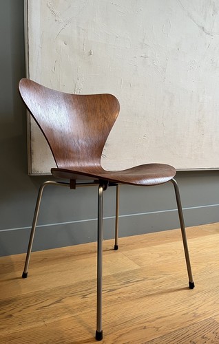 Chaise arne jacobsen série - chaise,