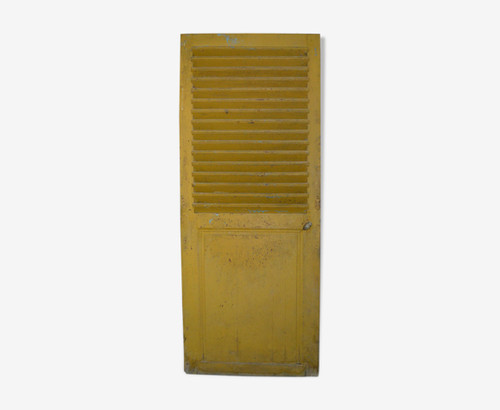 Porte avec des lamelles de - des,