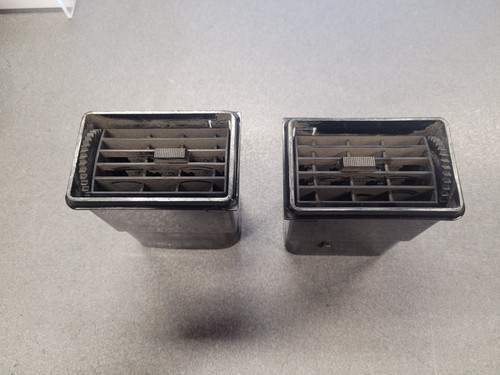 Mgb v8 air vent - gt,