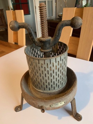 Ancien pressoir fruit - pressoir,