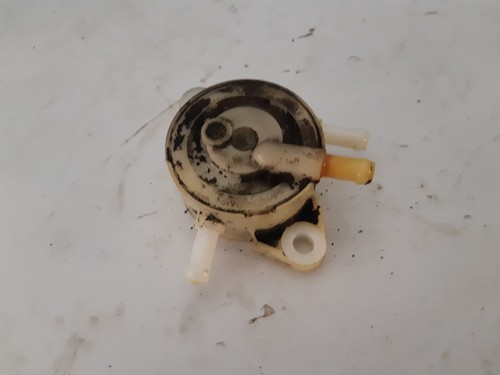 Pompe essence moteur - a, de