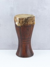 Darbouka Djembé instrument à percussion traditionnel africain