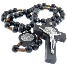 Chapelet Saint Benoît en bois