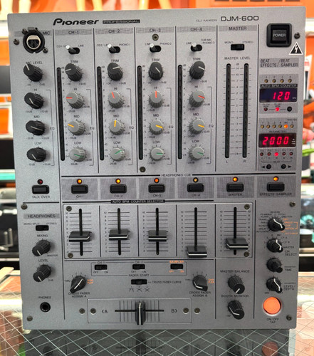 Pioneer djm 600 - pioneer, professional